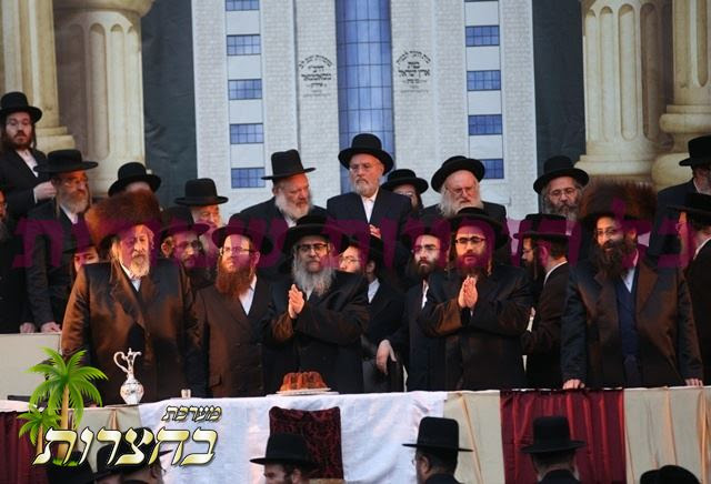 הופעת רבינו.jpg