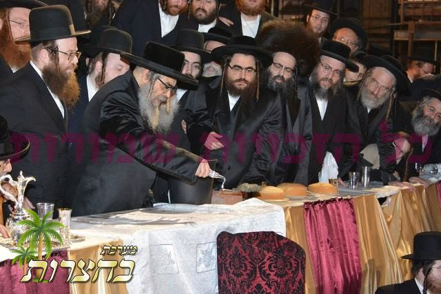 אבן מאסו הבונים היתה לראש פינה.jpg