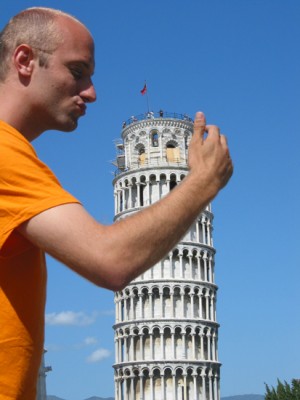 Holding-Up-Leaning-Tower-Pisa-1.jpg