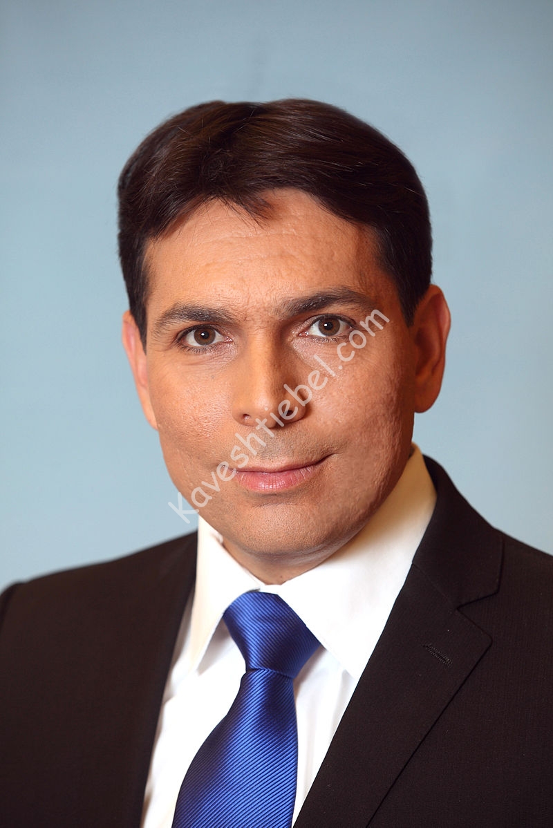 800px-ח_כ_דני_דנון.jpg