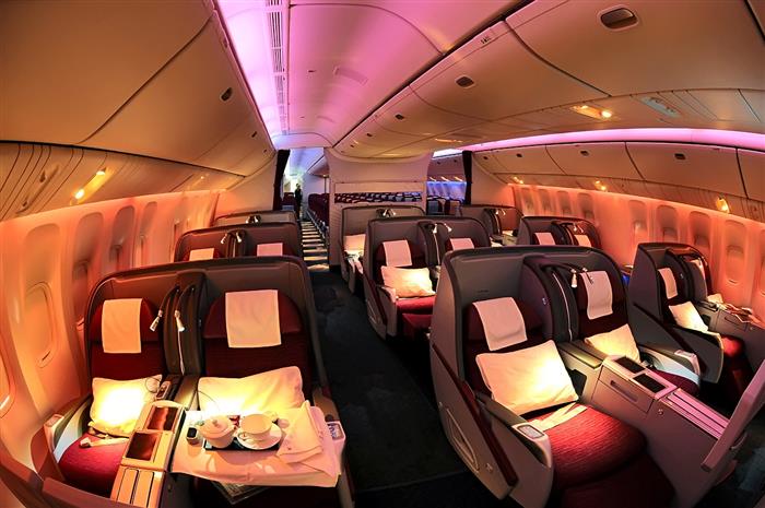 Qatar_Business_Class_cabin.jpg