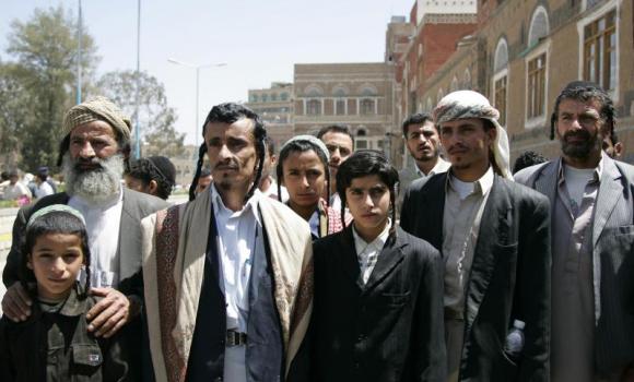 מיטגלידער פון די ברייטפארצווייגטע יאקאב פאמיליע וואס מאכן אויס  רוב פון די פארבליבענע עטליכע און פופציג אידן אין ראַידאַ צפון-מערב תימן אין די טעריטאריע קאנטראלירט דורך די האוטי רעבעלן.