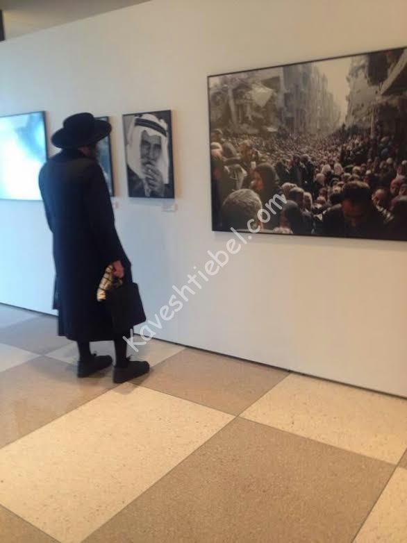 והיה עיניך רואה את מוריך.jpg