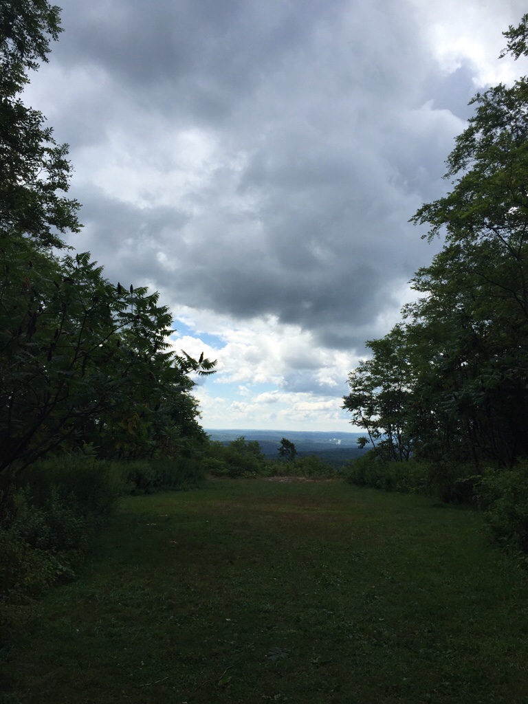 Walnut mountain scenic view