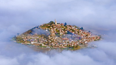 Janitzio_EN-US11809977746_1920x1080.jpg (352.96 KiB) געזען געווארן 3344 מאל Janitzio_EN-US11809977746_1920x1080.jpg