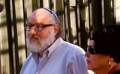 פאלארד שפאצירנדיג אין ניו יארק