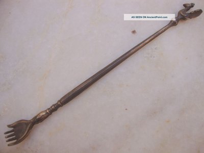 solid_cast_brass_back_scratcher_8_lgw.jpg
