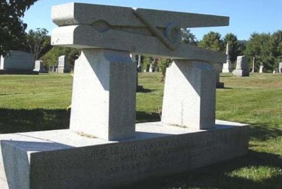 clothespin-grave_6.jpg