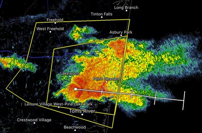 א שטארקע thunderstorm רוקט זיך אדורך לעיקוואד יעצט 4:30. שטארקע ווינטען , האגעל ...