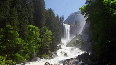 VernalFall_Yosemite_FP_229-991-600_1080_v2_HD_EN-US432625769.jpg