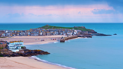 PorthminsterBeach_EN-US9087788446_1920x1080.jpg