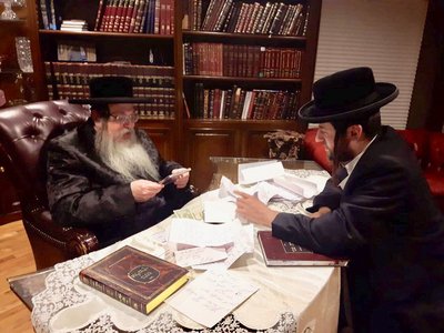 DgoI-jbW4AAwccK.jpg (187.1 KiB) געזען געווארן 8094 מאל DgoI-jbW4AAwccK.jpg