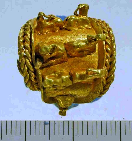 GOLD-RING-ISRAEl.jpg