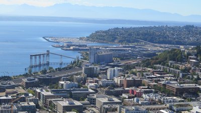 סיאטעל געזען פון ספעיס נידל