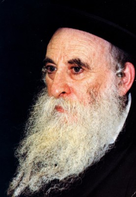 אה! עס בענקט זיך נאך זיין הייליגע צורה.