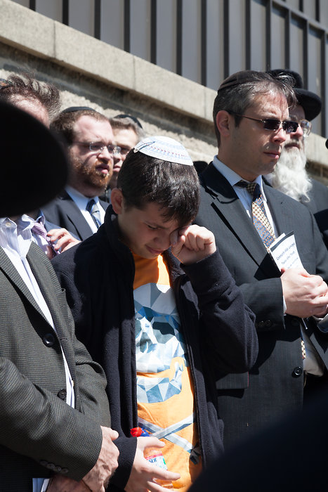 לויה פאר ספר תורה.jpg