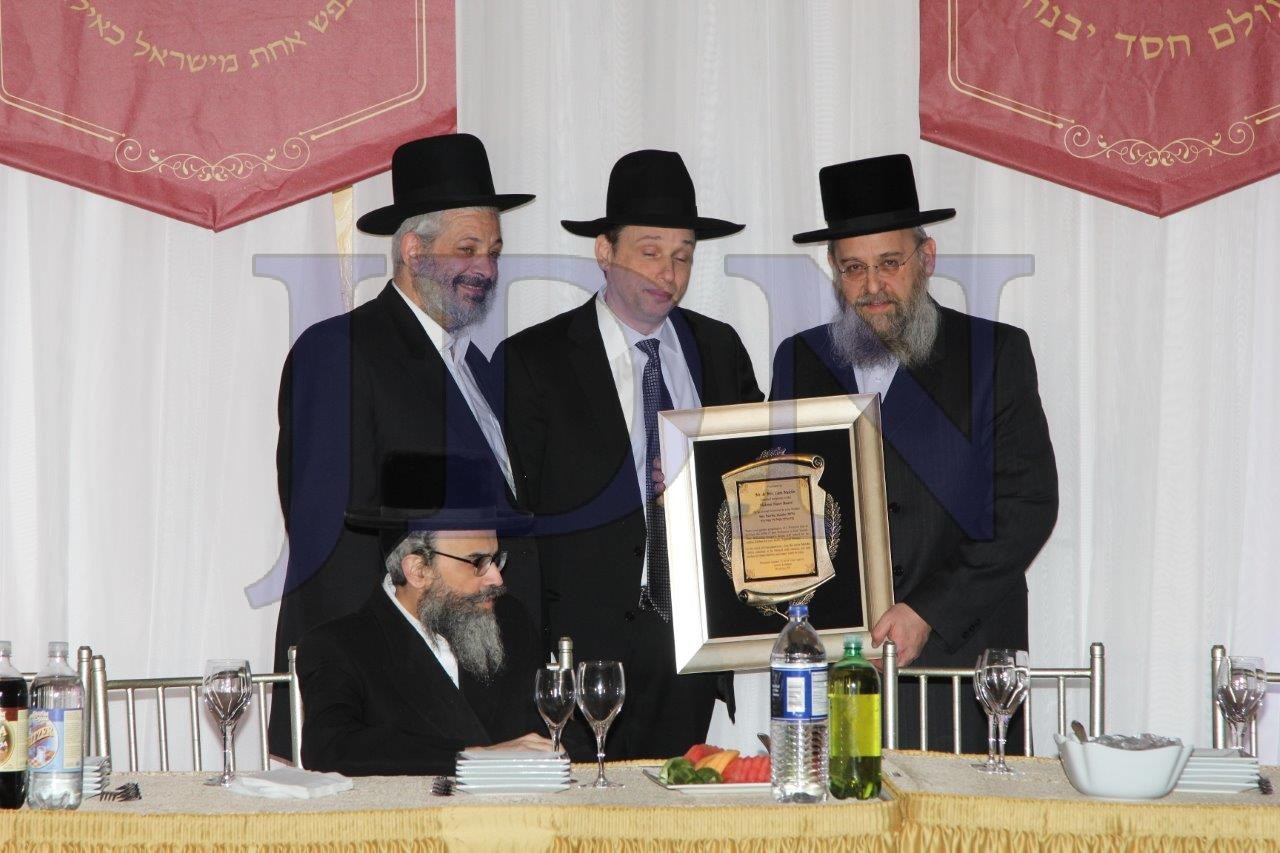 בוני-עולם - מעהלאן.jpg